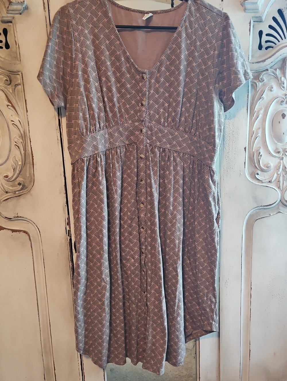 Kate Quinn Women's Large Organic Cotton Geometric Button Midi Dress